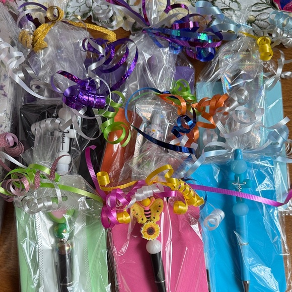 Other - 💐🩷💐 BLINGED OUT CUSTOM PEN AND NOTEPAD BUNDLE 💐🩷💐